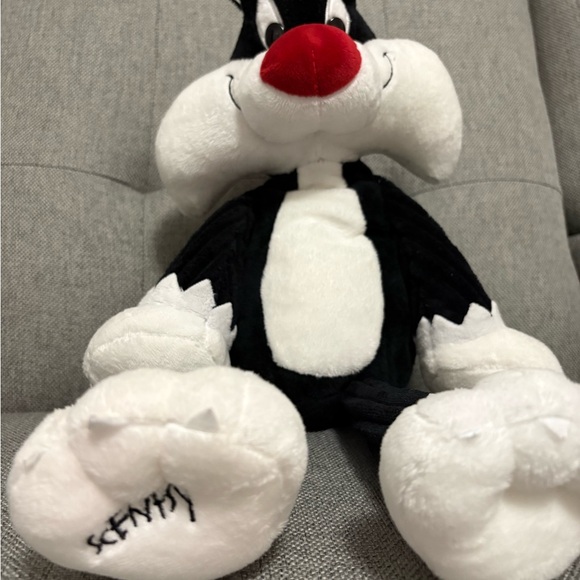 Scentsy Buddy Looney Tunes Sylvester Scent Pack 16" Plush Stuffed Animal - Picture 3 of 9